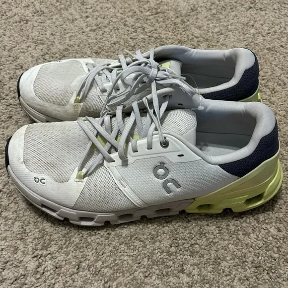 ON Cloudflyer Shoes