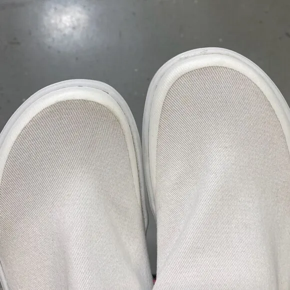 Oofos Sneakers women’s size 7