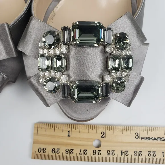 Oscar de la Renta Gray Satin Rhinestone Jewel Bow Formal sz EU 39 US 8.5