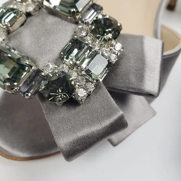 Oscar de la Renta Gray Satin Rhinestone Jewel Bow Formal sz EU 39 US 8.5