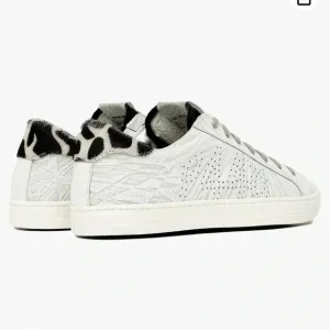 P448 John W Sneakers-Dusty Giraffe-Size 39 euro Us size 8.5