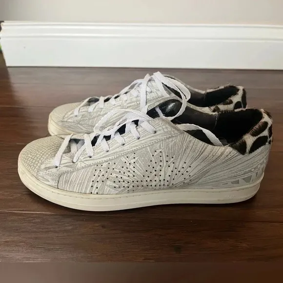P448 John W Sneakers-Dusty Giraffe-Size 39 euro Us size 8.5