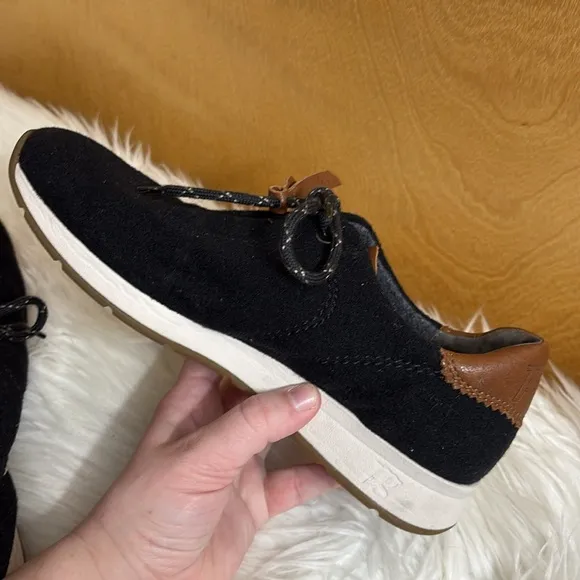 Paul Green Black Merino Wool Kalista Sneakers In Black Cognac Combo Size 4 1/2