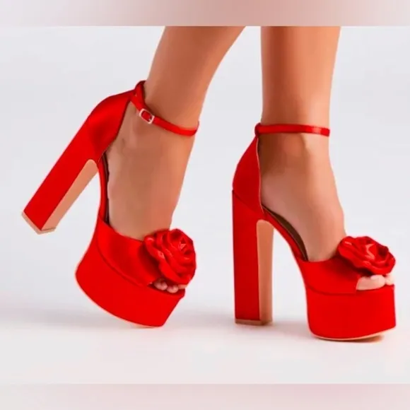 Platform sandals heels.silky satin flower ankles straps..
