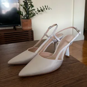 Porte &amp; Paire White Satin Slingback Pumps