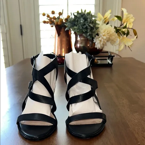 Pour La Victoire Sandals Sz 9 3.5” Heels Strappy Buttery soft Leather Open Toe