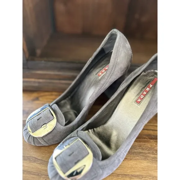 Prada Suede Block Heels Gray Buckle Detail Designer Shoes Size US 7
