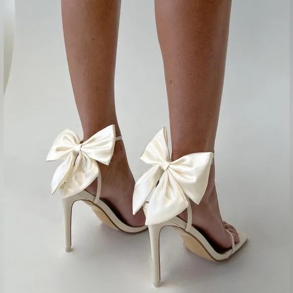 Princess Polly satin bow strappy heeled sandals nwot