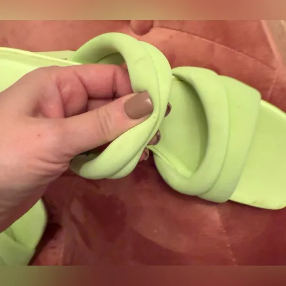 Puffy green, high heeled strappy slide-on sandals – – Unique AF