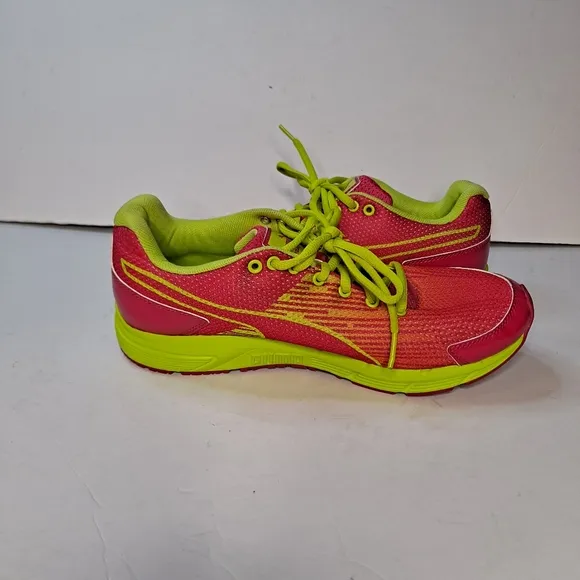 Puma Sequence Running Shoes Women's   Pink Green Size 7.5