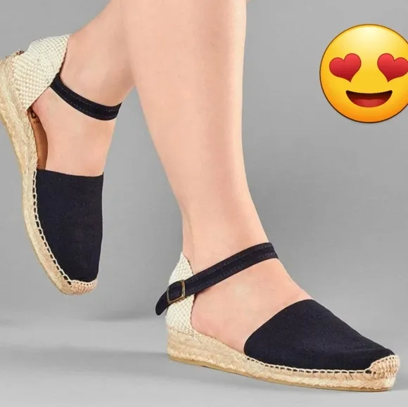 Ramoncinas NWOT  Women's Tie Up Leg Closed Toe Black Espadrille Made In Spain
