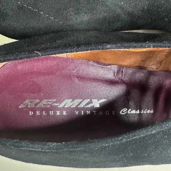 Re-Mix Deluxe Vintage Classics Uptown Black Shoes. Size 8 1/2
