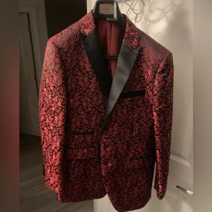 Red and black suit!