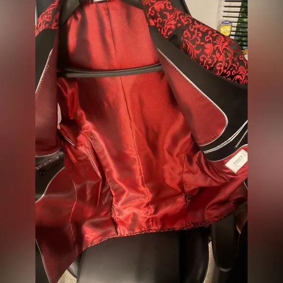 Red and black suit!