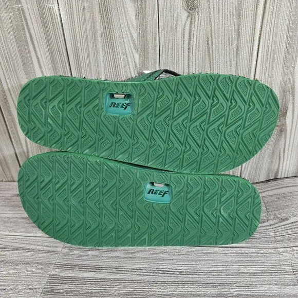 Reef Mulligan II Green Sandals - Golf Ball Turf Thong Shoes - Men's Size 9 - NEW