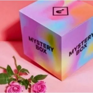 Reseller Shoes Mystery Box Summer Box