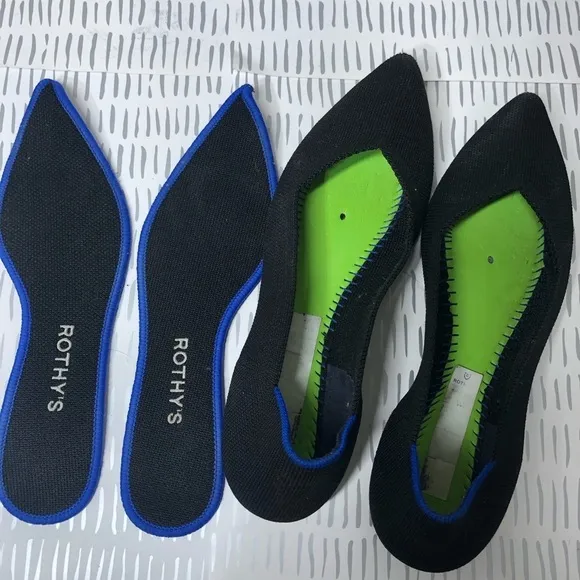 Rothy’s black flats