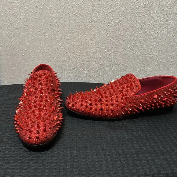 Royal Shoes Red Spikes Red Bottoms Mens Smoking Slip-on Dress Shoes Sizes 9 EUC