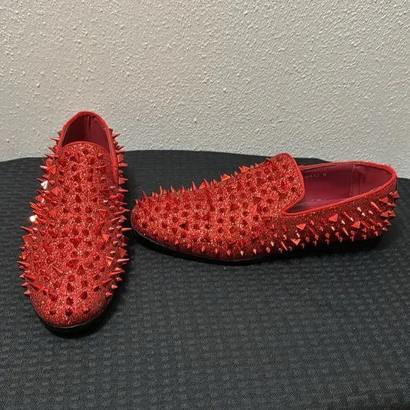 Royal Shoes Red Spikes Red Bottoms Mens Smoking Slip-on Dress Shoes Sizes 9 EUC