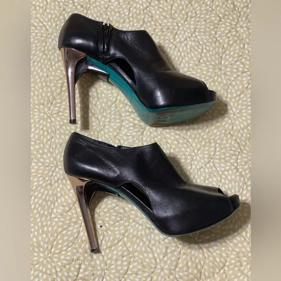 Ruthie Davis Black Peep-Toe Ankle Boots stiletto size 37