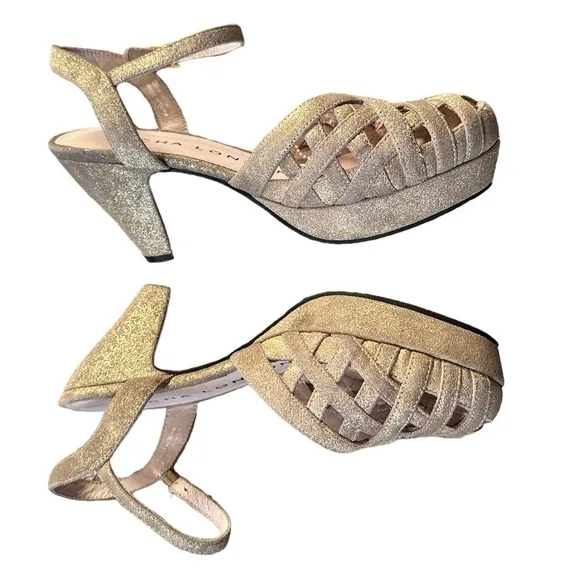 SACHA LONDON GOLDTONE METALLIC LEATHER ANKLE STRAP PLATFORM HAND MADE SHOES 7