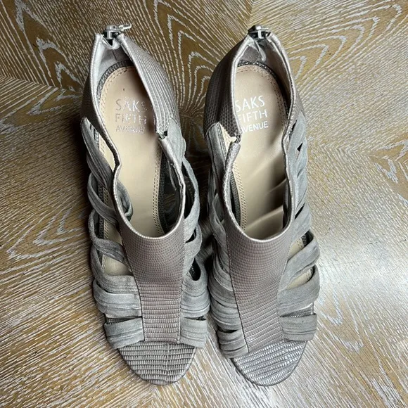 SAKS FIFTH AVENUE Taupe Grey Strappy Heel Sandals 10