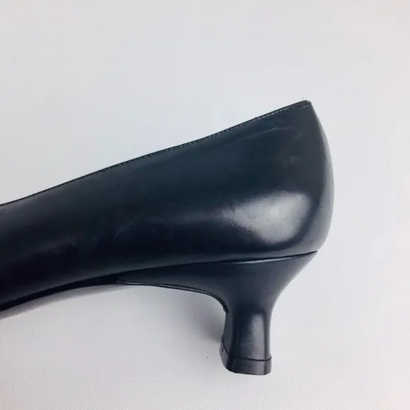 Salvatore Ferragamo Black Gancini Kitten Heel Pumps 6.5