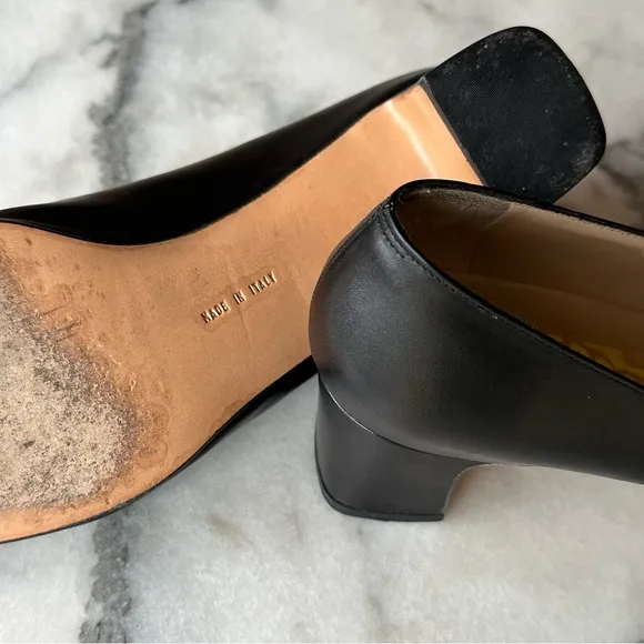 Salvatore Ferragamo Black Leather Heels Timeless Design
