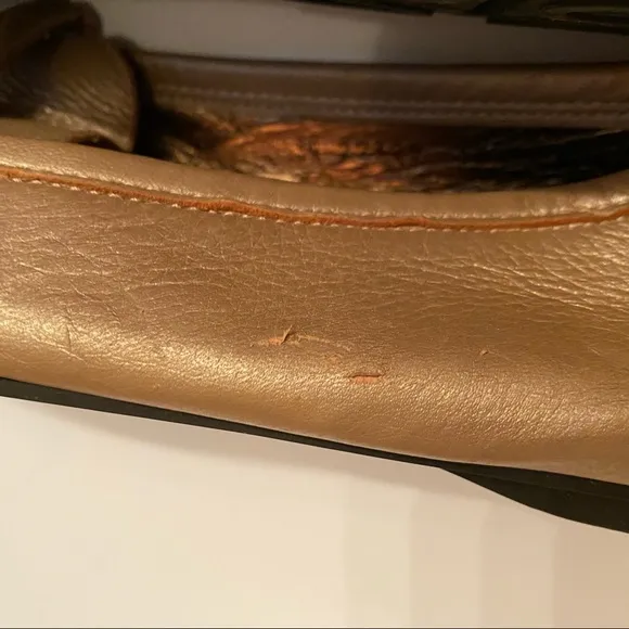SALVATORE FERRAGAMO SHOES FLATS GOLD LEATHER LOAFERS ITALY LUXURY Size 10.5