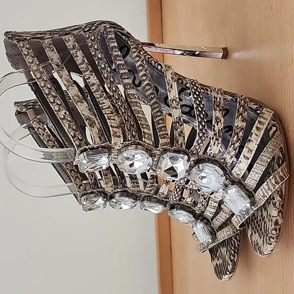 Sam Edelman Snakeskin Bejeweled Needle Heel Strappy Peep Toe Sandals 8M Ab