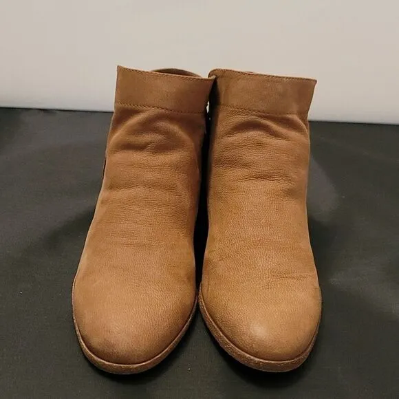 SAM EDELMAN PACKER SIDE ZIPPER CLOSURE BOOT