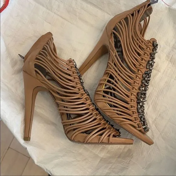 SAM EDELMAN LEATHER TAUPE STRAPPY SANDALS.…