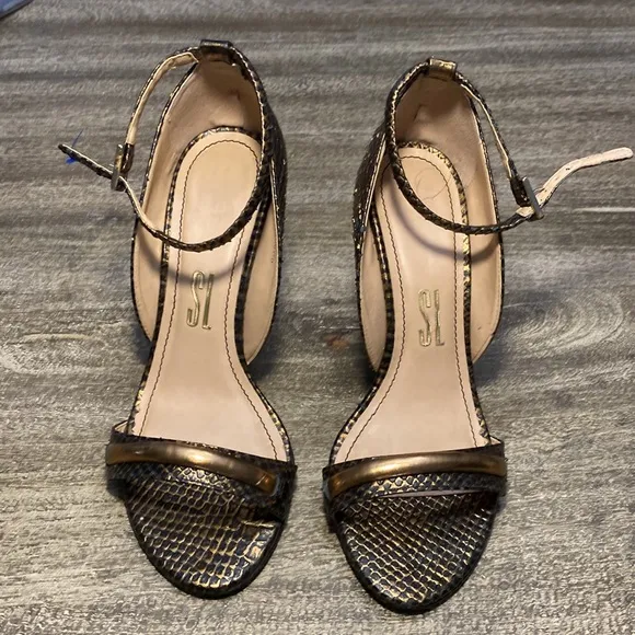 Santa Lolla Sharon wedges with Copper and Gold heel .