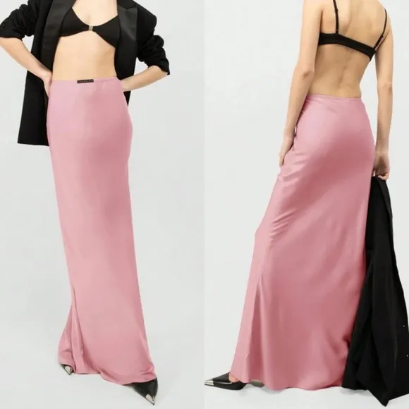 Satin light pink fitted maxi skirt