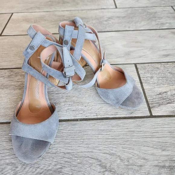Sigerson Morrison Strappy Sandals Sz 8 Cork Block Heels Padded insole Open Toe