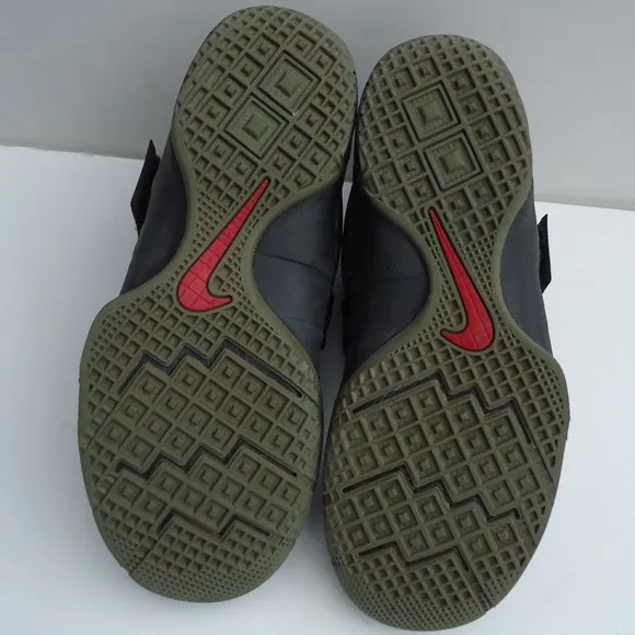 Size 3 Y. NIKE LeBron Zoom Air soldier  camo sneakers shoes.