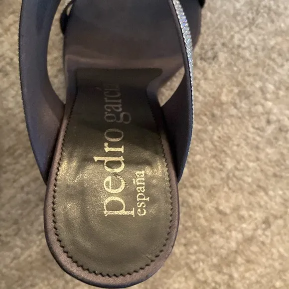 Size 35 Pedro Garcia Womens Camelia Gray Crystal Strappy Slides Sandals