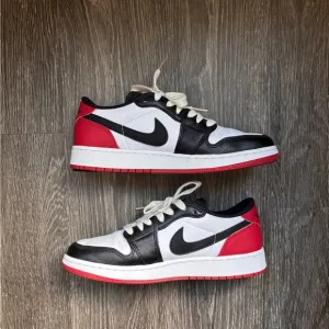 Size 5.5/7W - Air Jordan 1 Retro OG Low Black Toe Grade School Very Gently Used