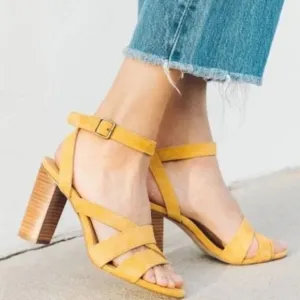 Soludos Emily Suede Strappy Heel in Mustard Size 9..5