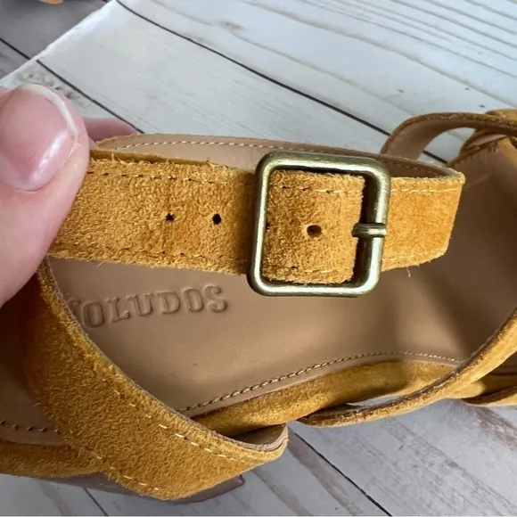 Soludos Emily Suede Strappy Heel in Mustard Size 9..5