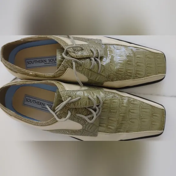 Southern Soul Men's Cream and Sage Faux Alligator Dress Shoes