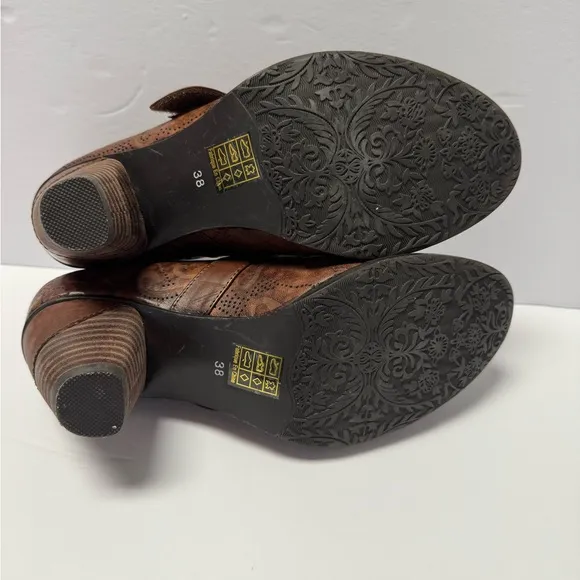 Spring Step L'Artiste Women's Huekiss Loafer. Size 38.