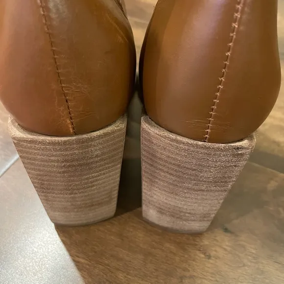 STEVE MADDEN  Acton Block Heel BootieNWOT