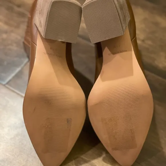 STEVE MADDEN  Acton Block Heel BootieNWOT