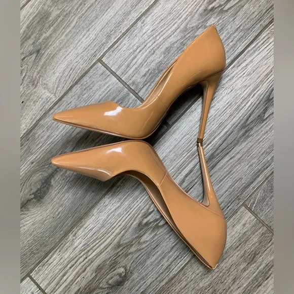 Steve Madden 🌼 Daisy Heels