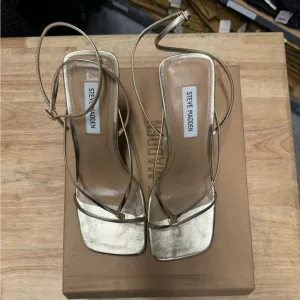 Steve Madden shoes size 8.5