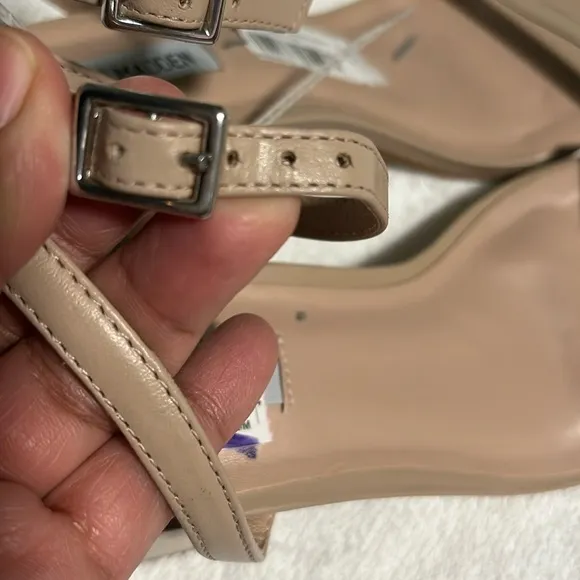 Steve Madden Women's Tan Block Heel Sandals