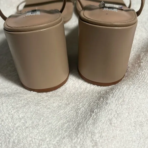 Steve Madden Women's Tan Block Heel Sandals