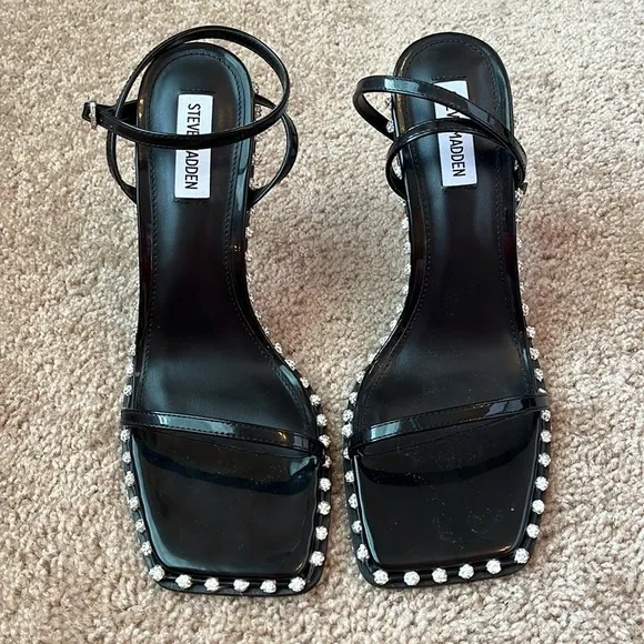 Steve Madden Zelle Heeled Sandals