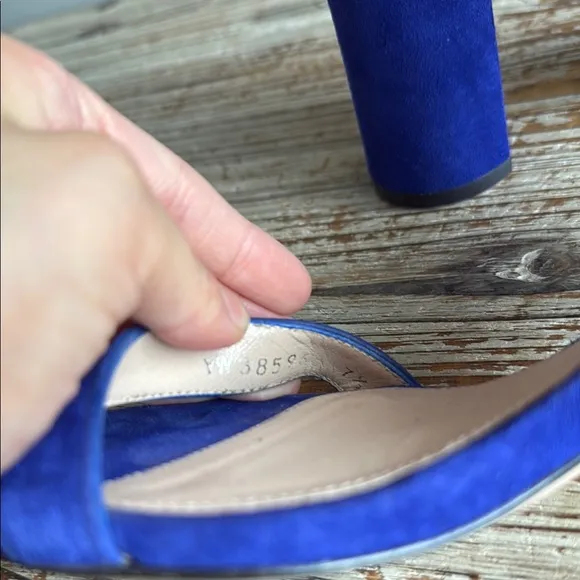 Stewart Weitzman Elegant Blue Suede Women's Heels Size 7 1/2